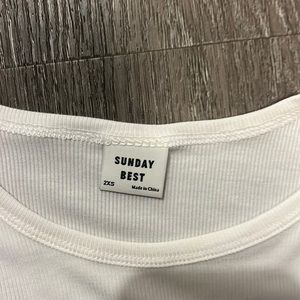 Aritzia - Sunday best